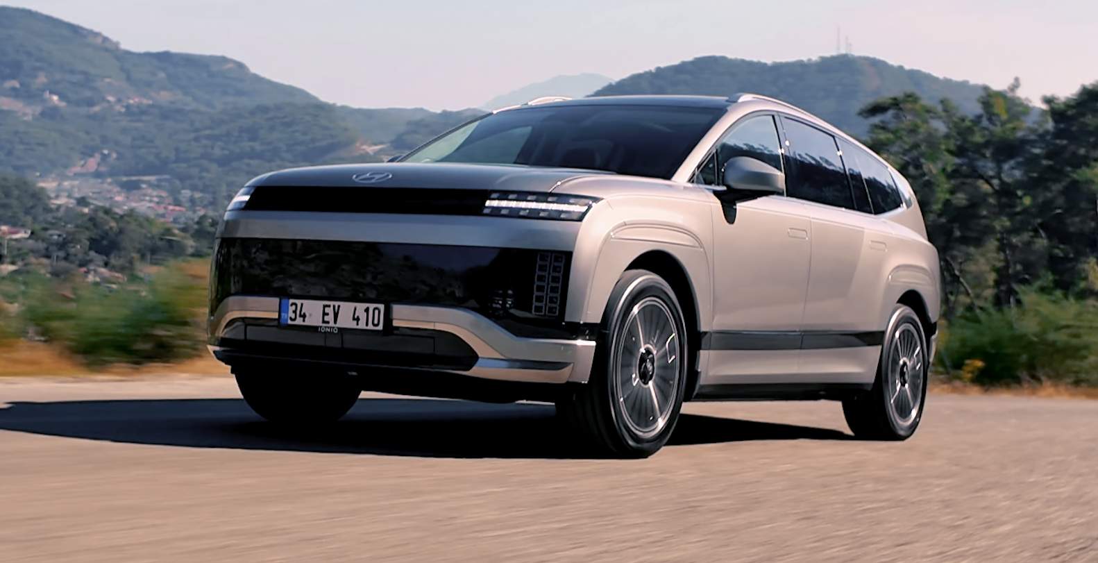 Hyundai IONIQ 9 Türkiye lansmanı elektrikli SUV