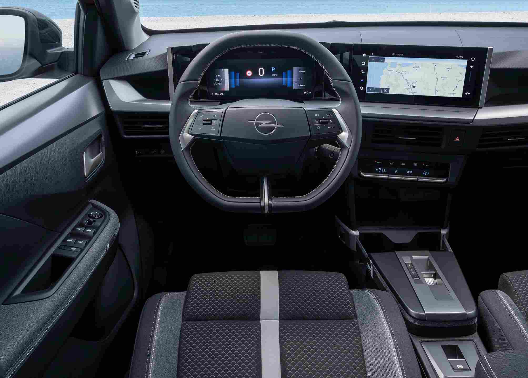 408 km menzilli Opel Frontera Elektrik Uzun Menzil iç görsel