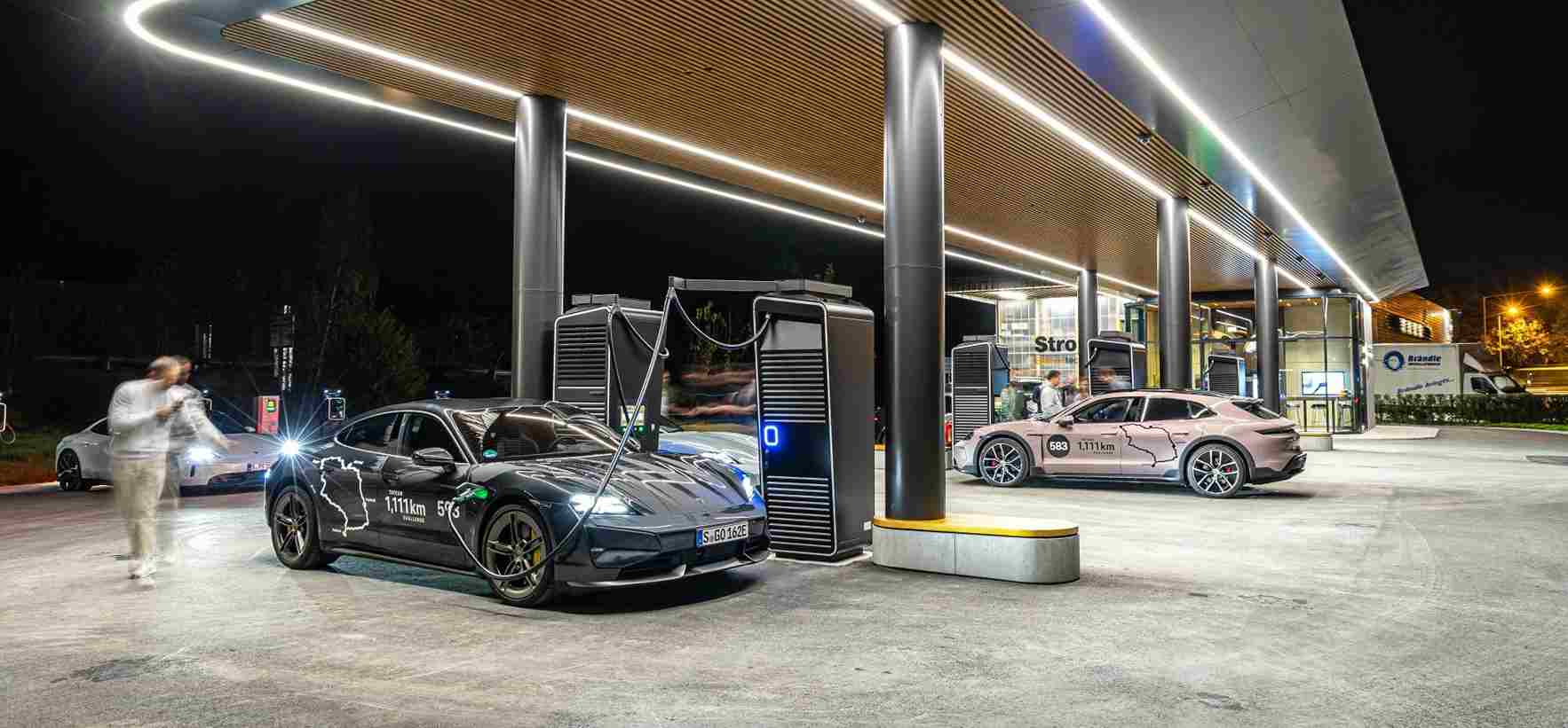 Porsche Taycan hızlı şarj, Porsche batarya teknolojisi, Taycan 800V mimarisi, elektrikli araç şarj ipuçları