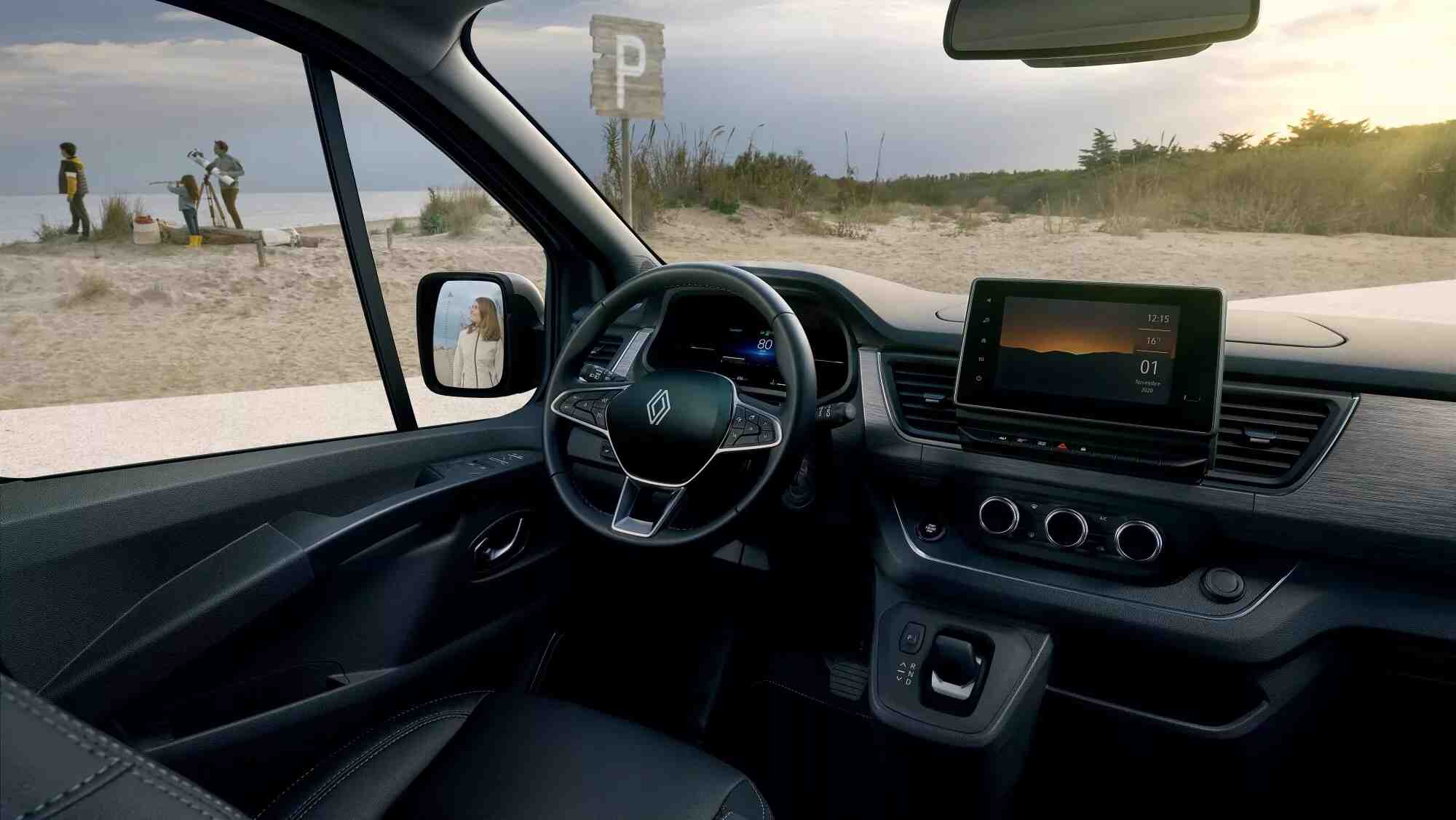 Renault Trafic Escapade, iç mekan modüler mutfak sistemi ve sofa-yatak düzeniyle Van Life Expo’da sergileniyor.