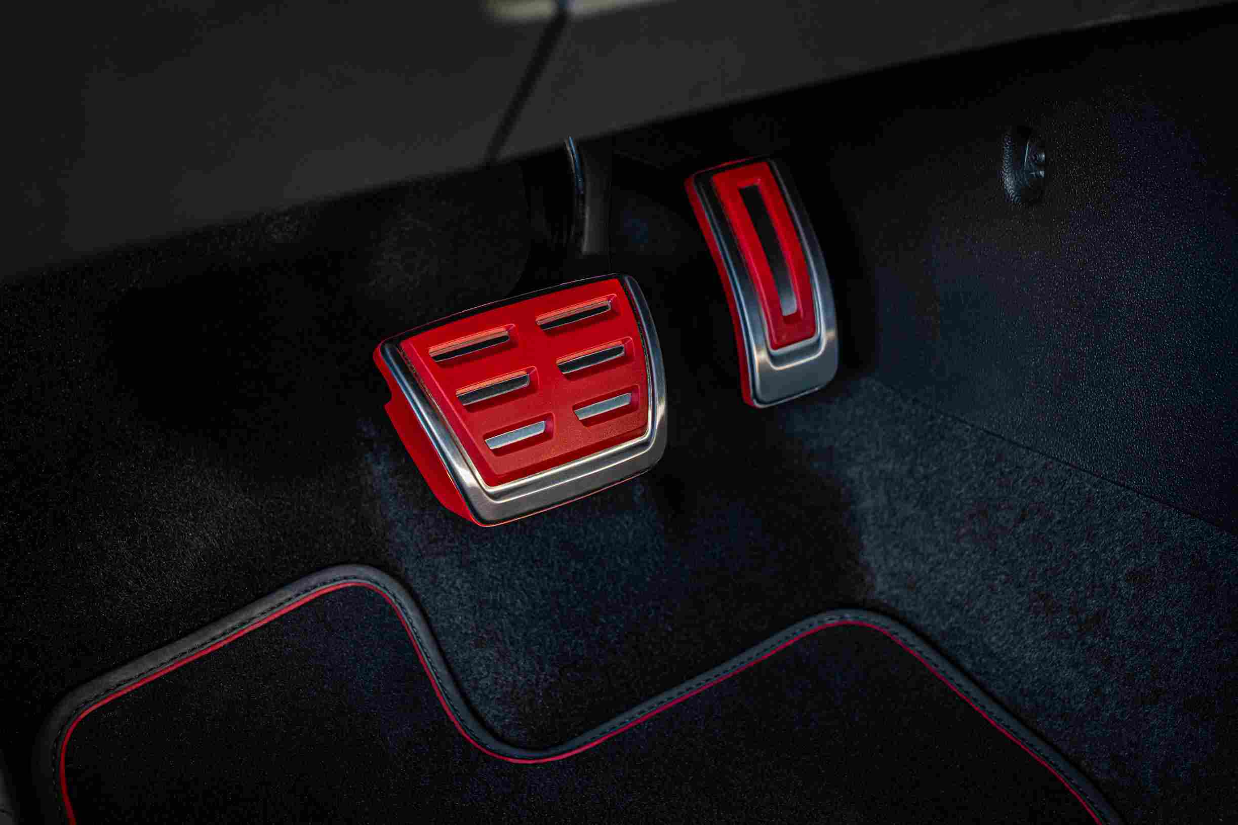 Volkswagen Golf GTI Edition 50, 50. yıl özel model, 325 PS GTI, GTI Performance paketi, Volkswagen hot hatch