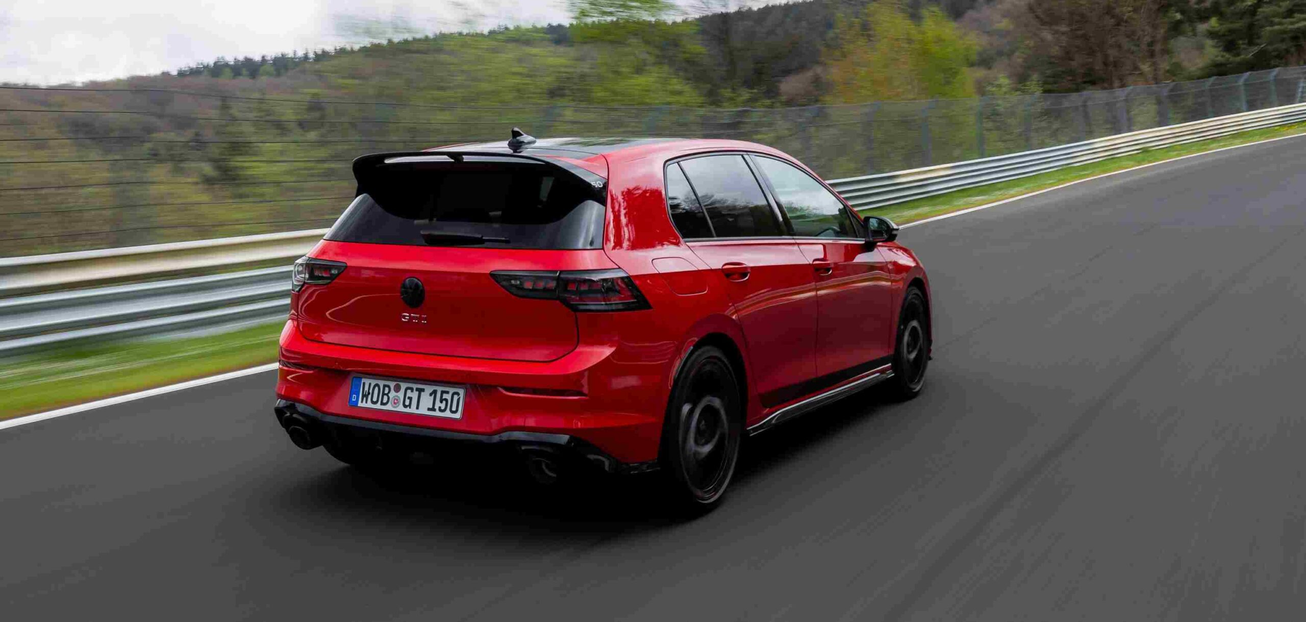 Volkswagen Golf GTI Edition 50, 50. yıl özel model, 325 PS GTI, GTI Performance paketi, Volkswagen hot hatch