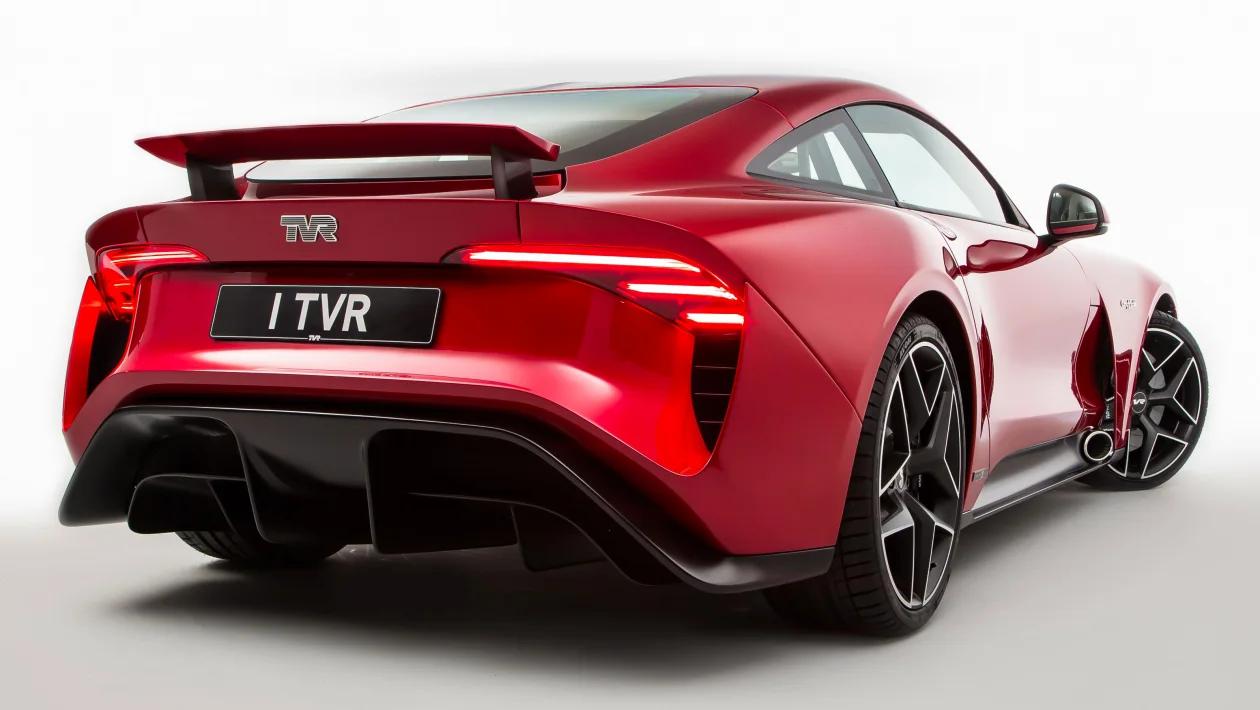 Yeni TVR Griffith 2025 V8 spor otomobil tasarımı