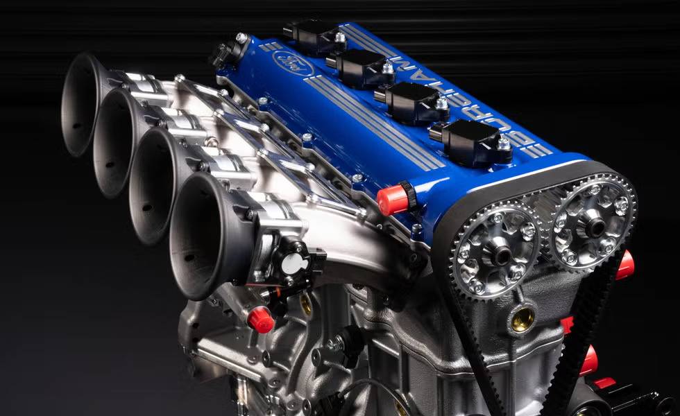 Ten-K motoru: 10.000 devire çıkan 325 HP’lik dört silindirli Ford motoru