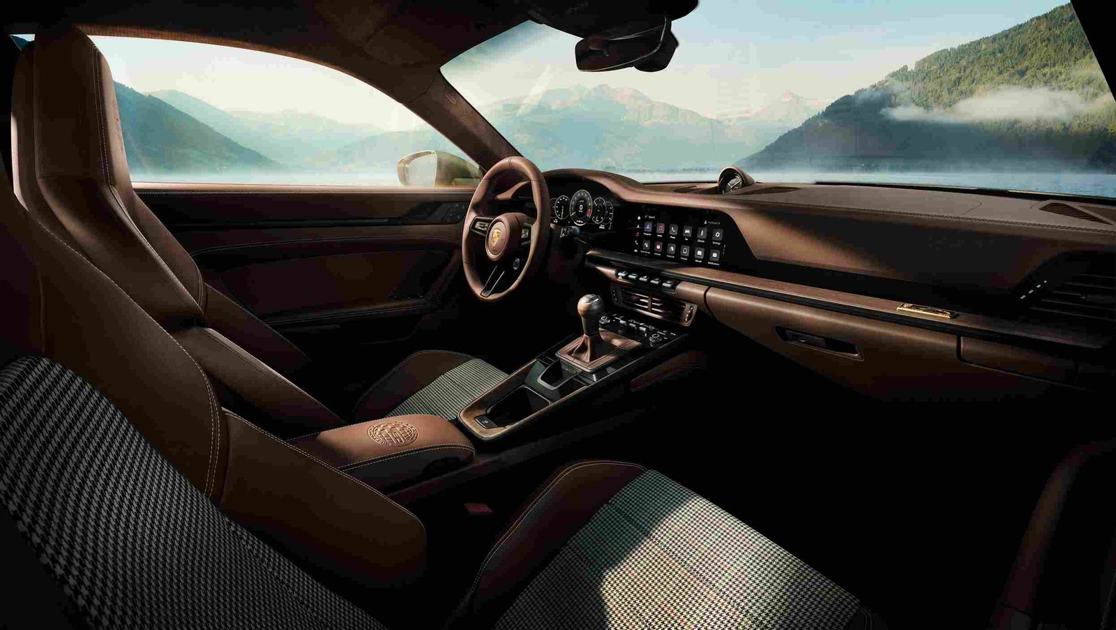 Porsche GT3 özel seri iç mekân