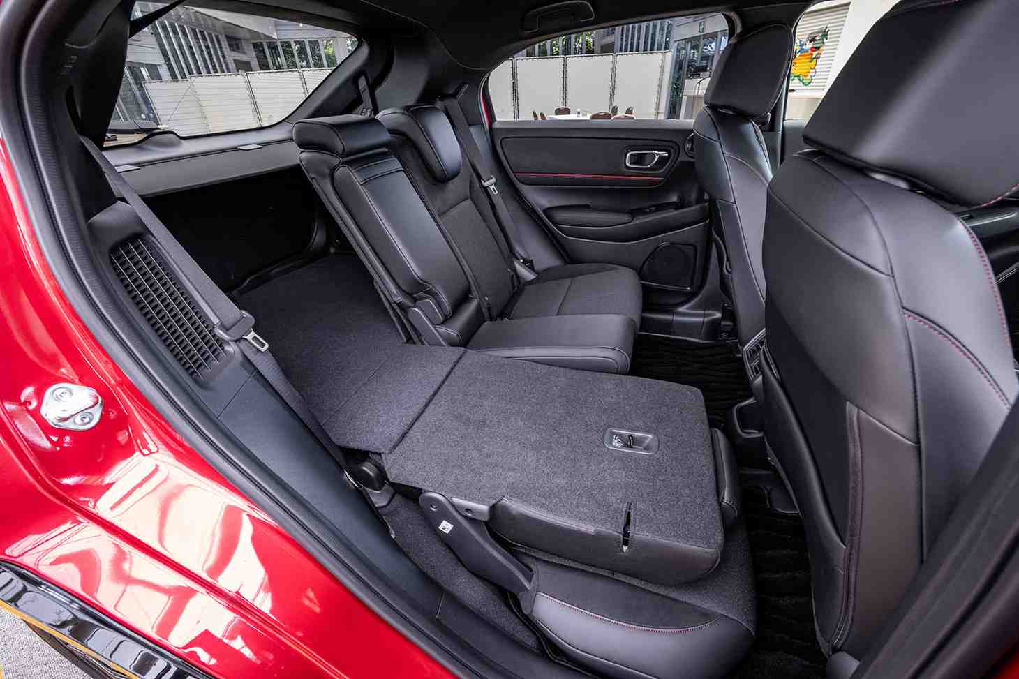 Honda Vezel RS iç tasarım detayları