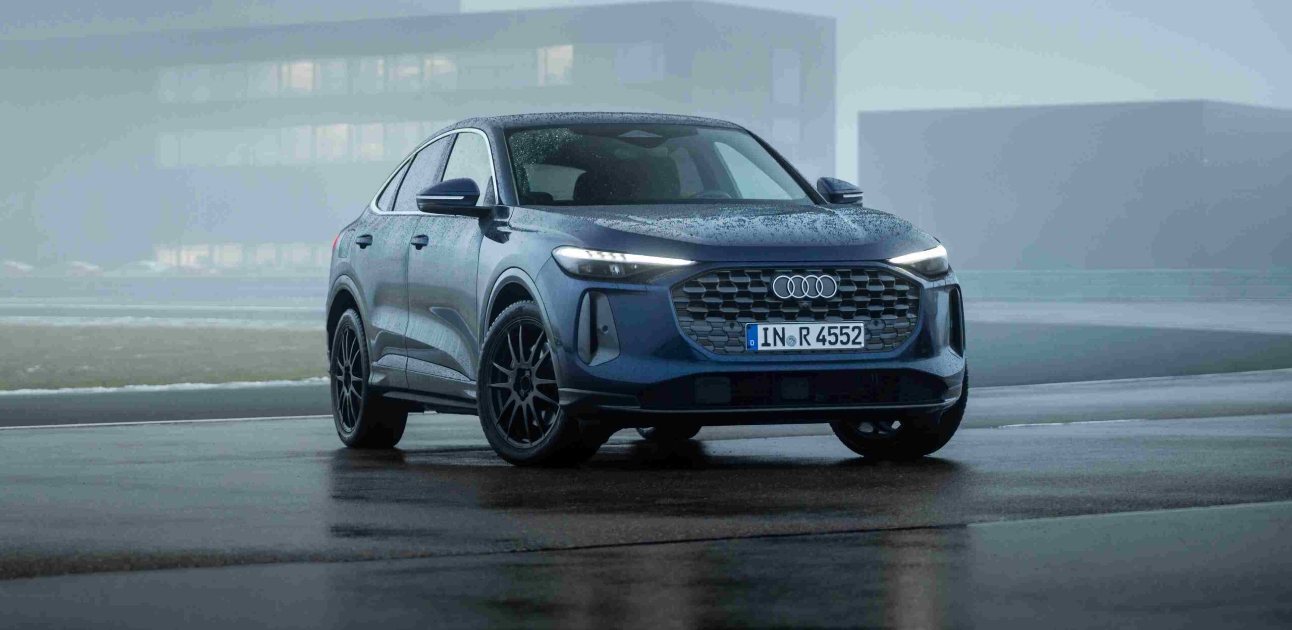 Audi Q5 ve A6 için sunulan yeni V6 TDI motor ve elektrikli kompresör teknolojisi