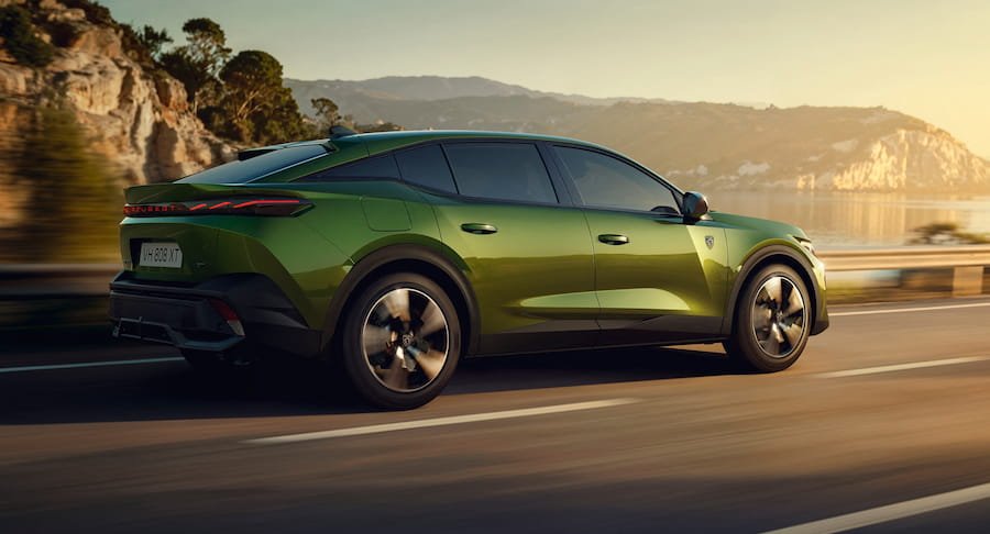 Yeni PEUGEOT 408 arka dış tasarım