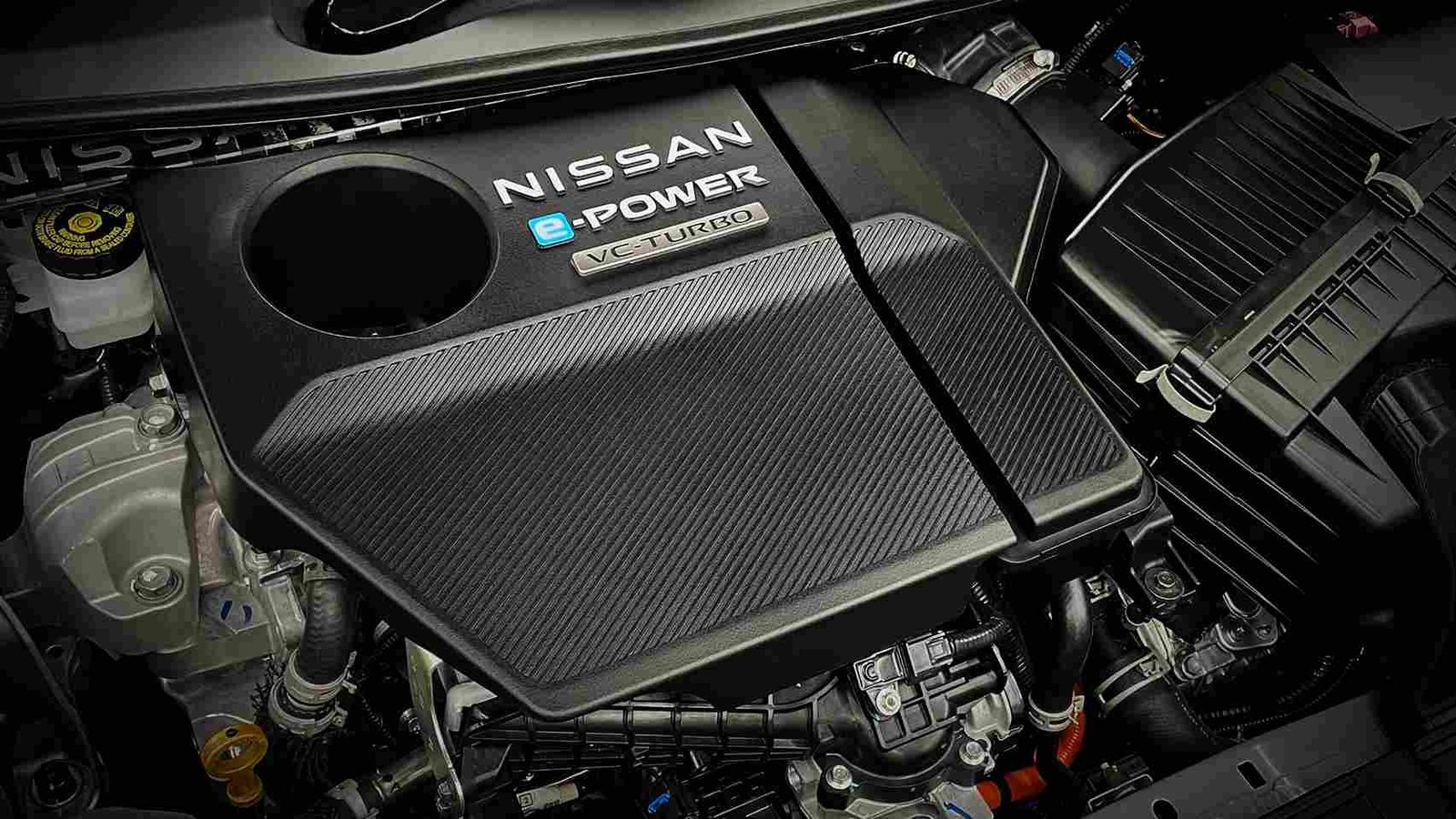 Aura NISMO RS motor