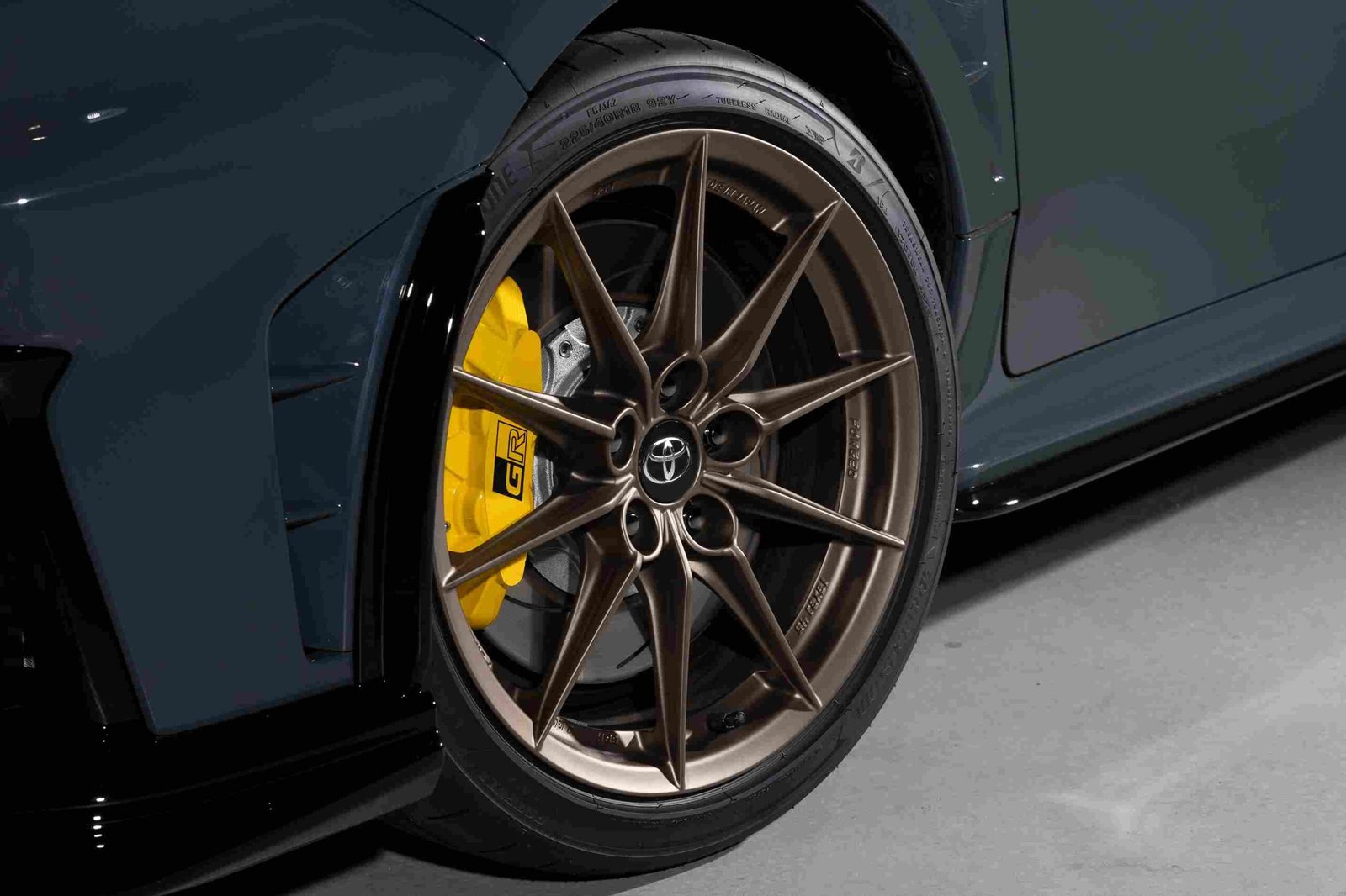 Toyota GR Yaris MORIZO RR süspansiyon