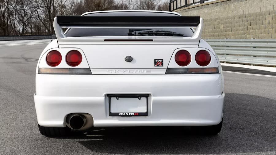 R33 GT-R Nismo 400R arka