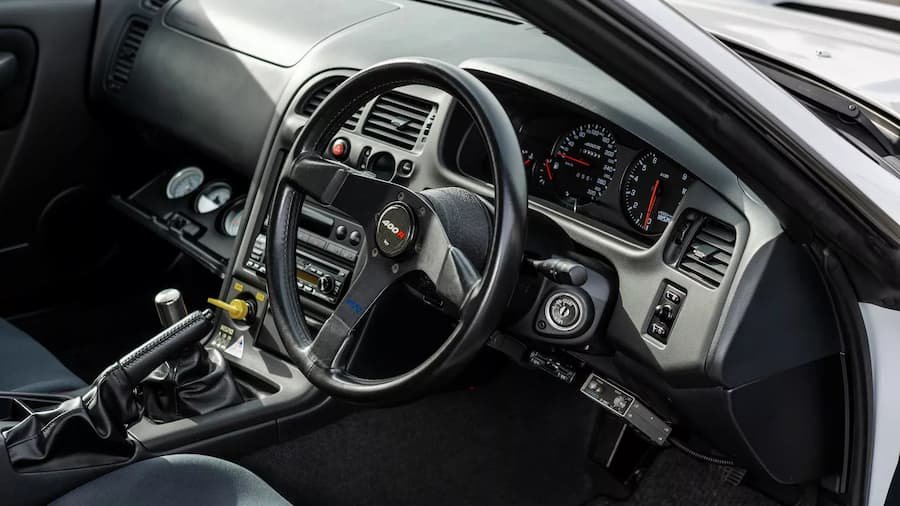 Skyline Nismo 400R İç