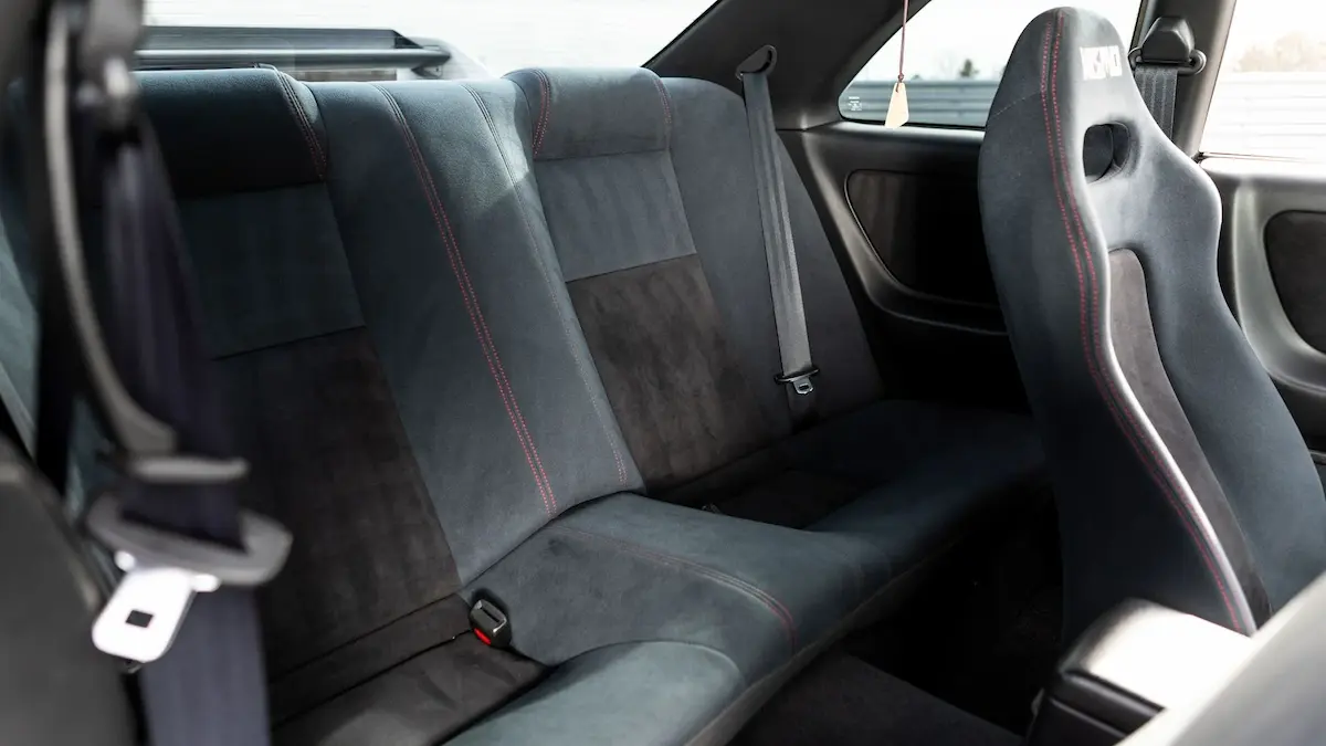 Nissan Skyline GT-R Nismo 400R koltuklar