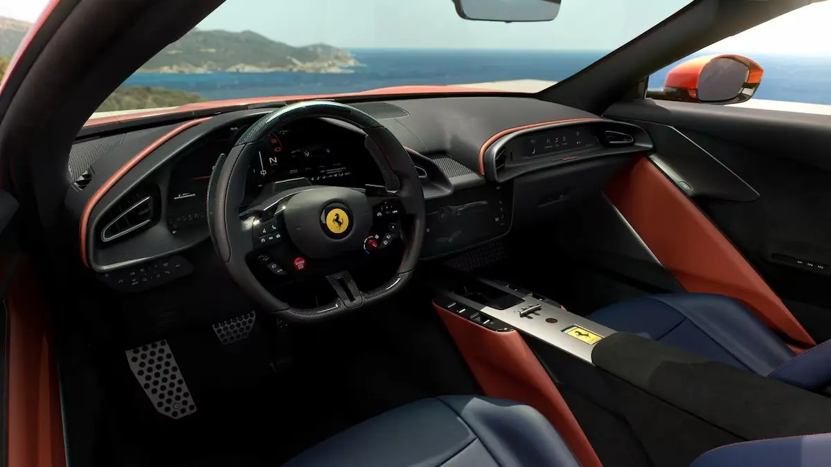 Ferrari Amalfi Spider iç görünüm