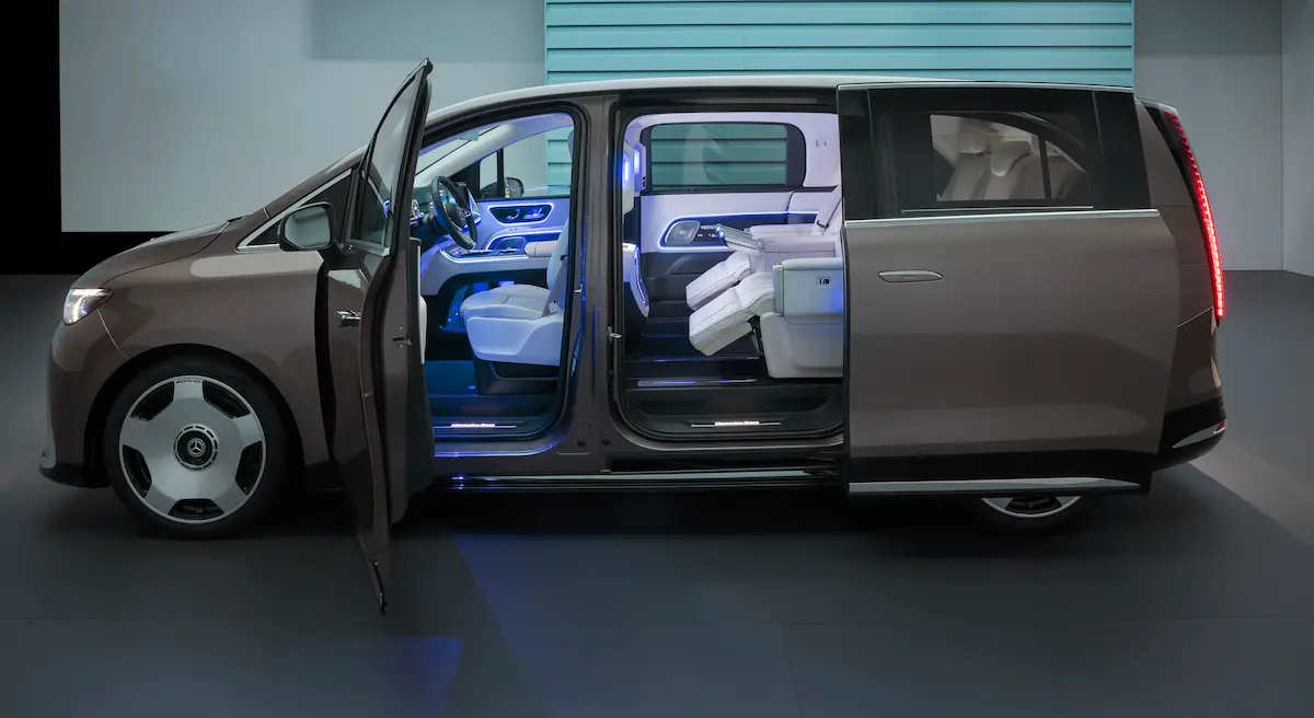 Mercedes VLE yan gorünüm