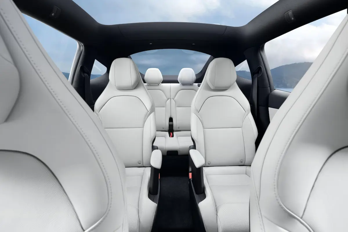 Tesla Model Y L Koltuk tasarım