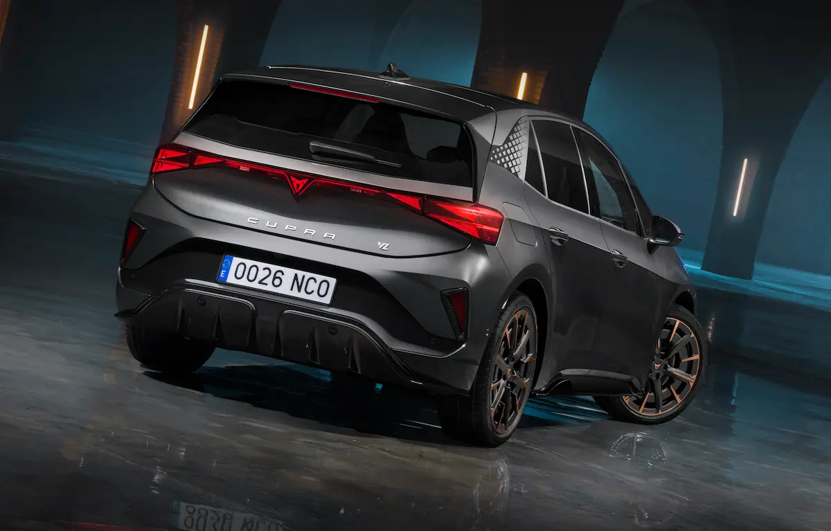 Yeni CUPRA Born arka tasarım