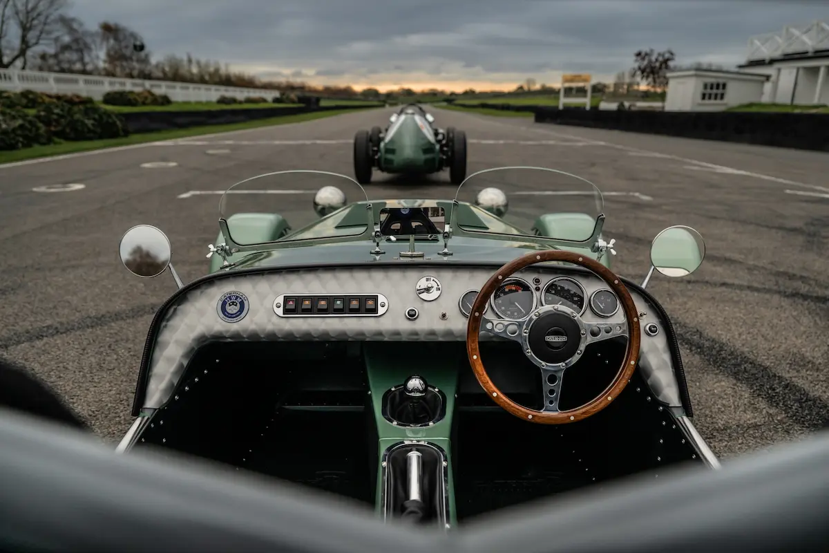 Caterham Seven HWM Edition iç tasarım