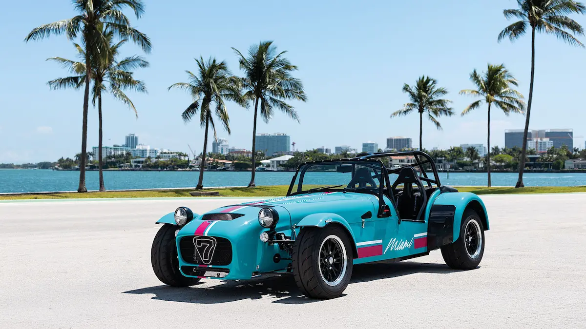 Caterham Seven Miami Special Edition ön görünüm