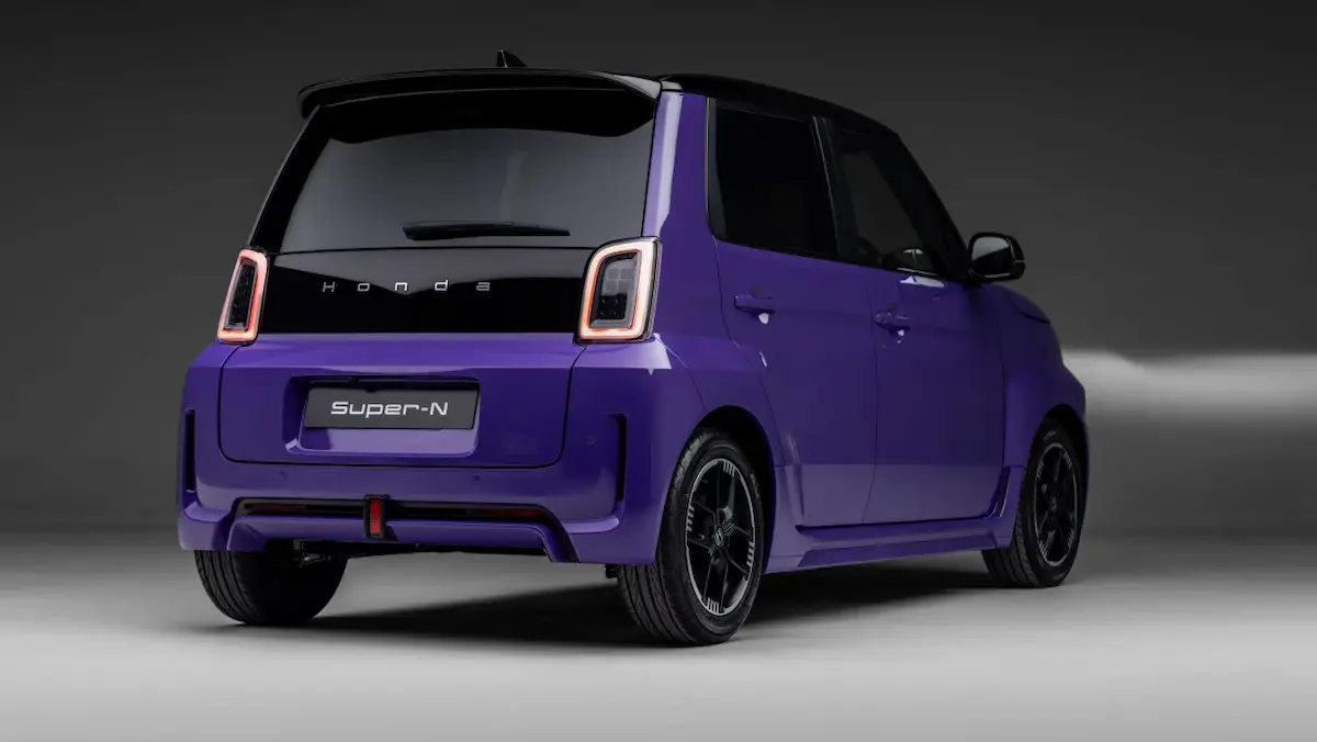 Honda Super N arka görünüm