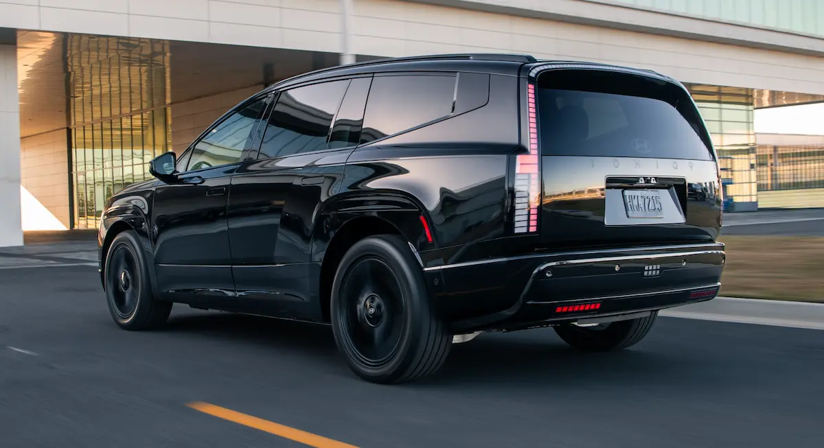 Hyundai IONIQ 9 Black Ink arka tasarım