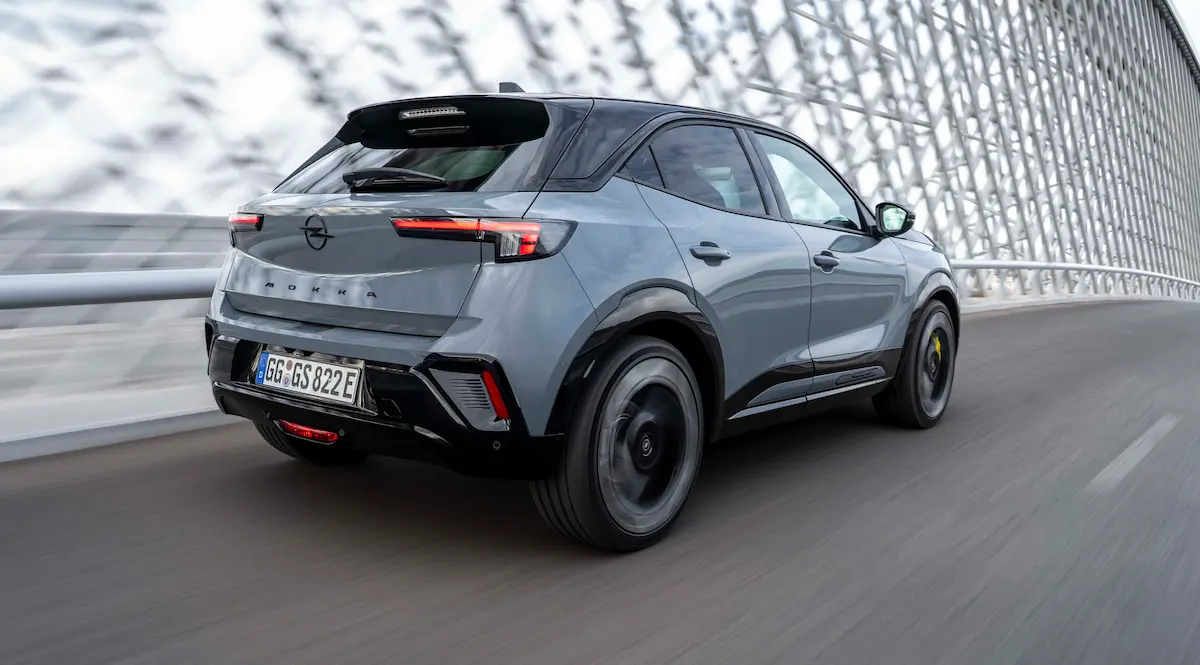 Opel Mokka GSE arka tasarım