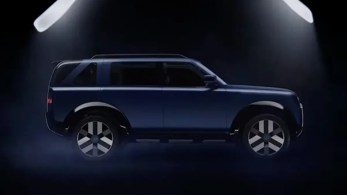 Yeni Freelander yan profil ve güçlü gövde yapısı