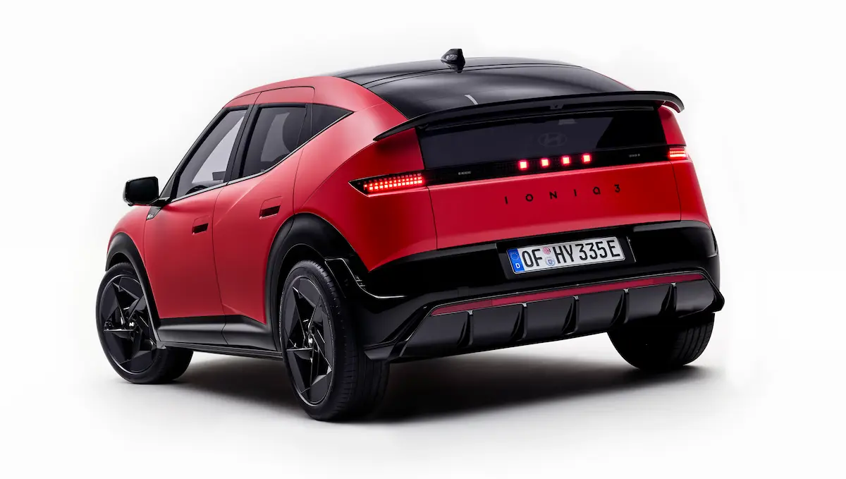 Hyundai IONIQ 3 arka görünüm