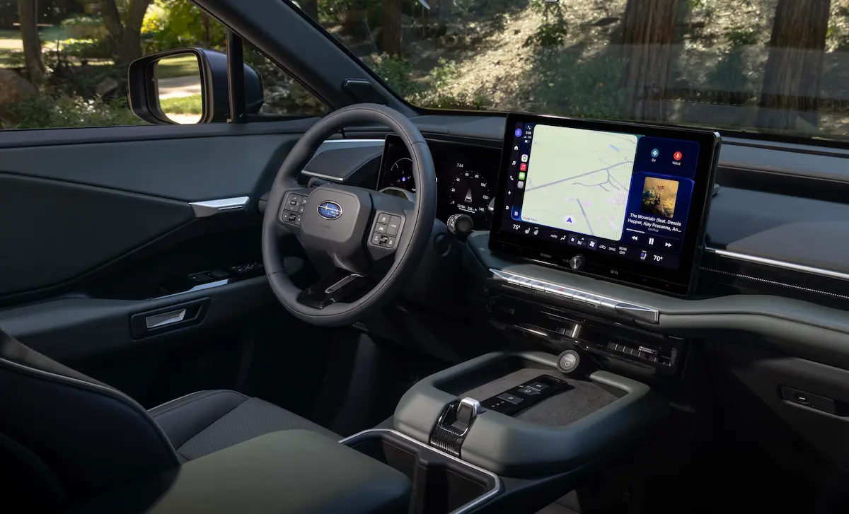 2027 Subaru Getaway elektrikli SUV modelinin 7 kişilik iç hacim ve dış tasarım detayları