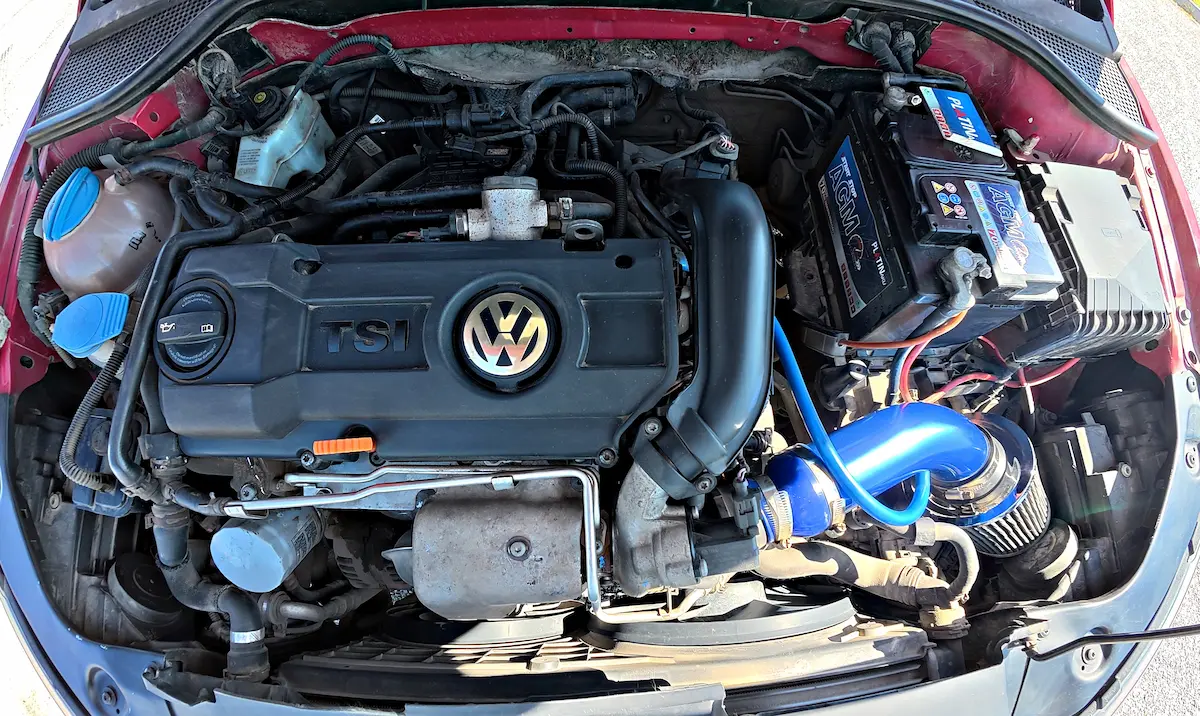 VW Scirocco 1.4 TSI motor görseli