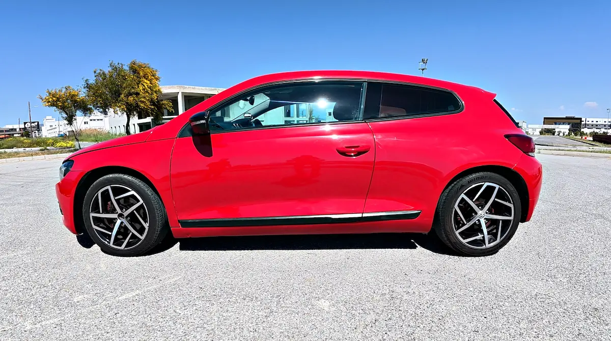VW Scirocco 1.4 TSI profil görünüm