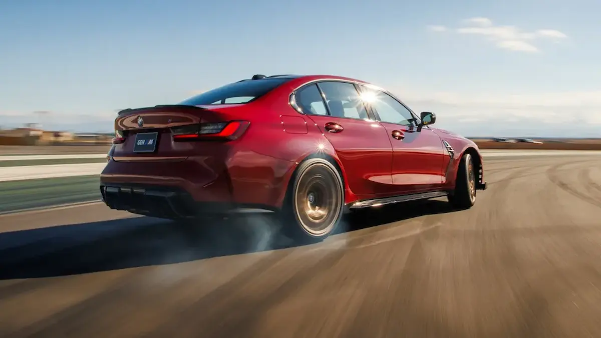 Yeni BMW M3 CS Handschalter