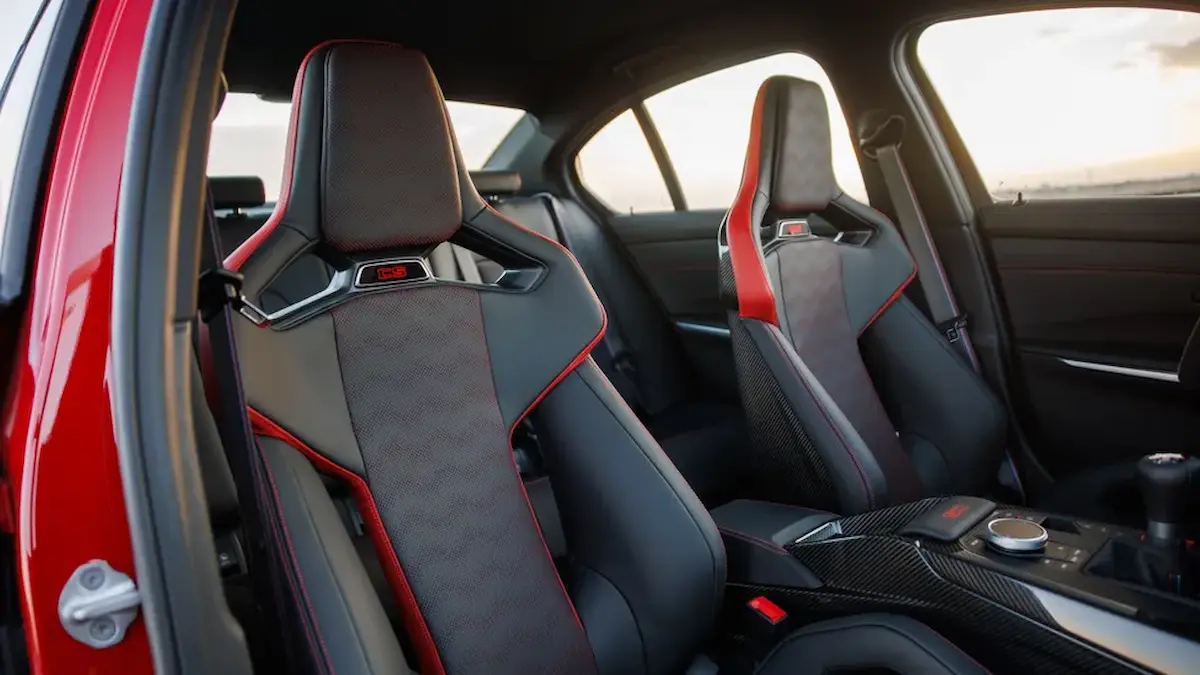 Yeni BMW M3 CS Handschalter