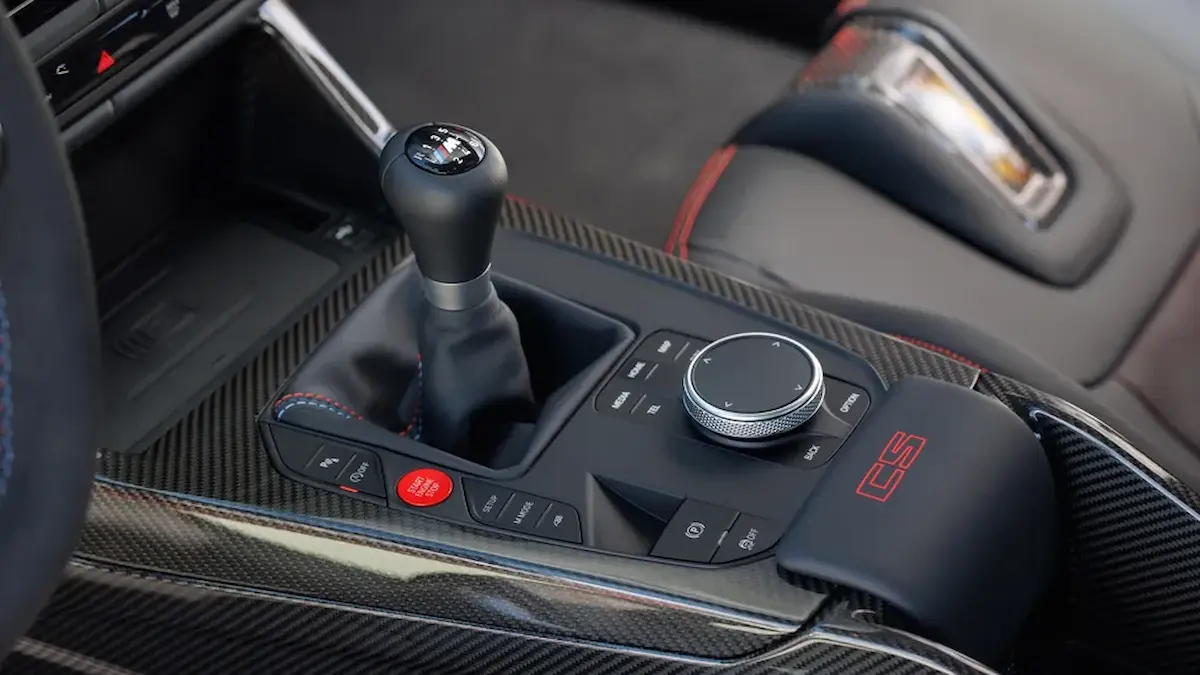 Yeni BMW M3 CS Handschalter