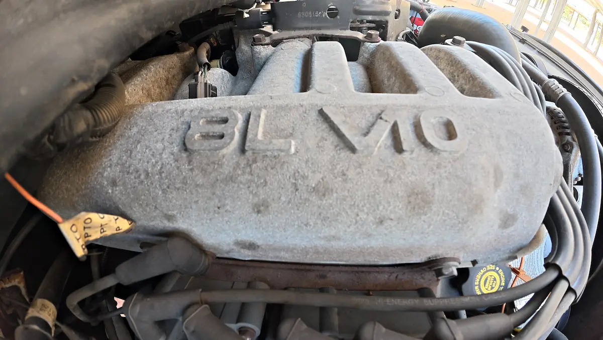 8.0 V10 Dodge Ram 3500 magnum motor