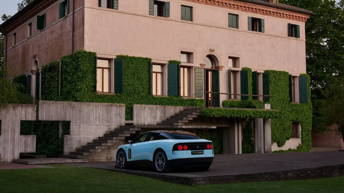 Elektrikli Ferrari Luce