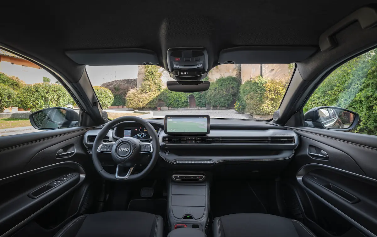 85. Yıl Özel Seri Yeni Jeep Avenger İç Mekan