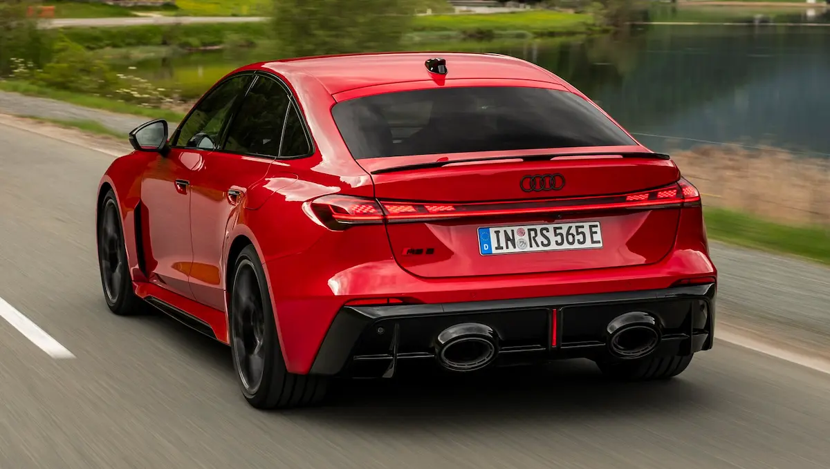 Yeni Audi RS 5 Arka Görünüm