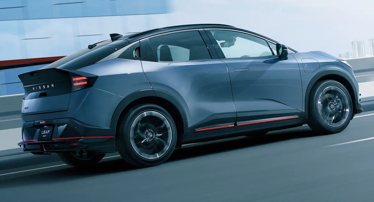 Nissan Leaf Nismo Arkadan Görünüm