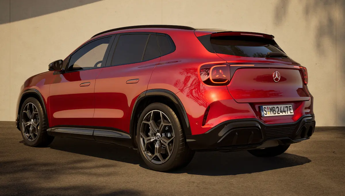 Yeni Mercedes GLA Arka Görsel