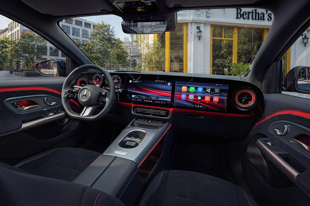 Yeni Mercedes GLA İç Mekan