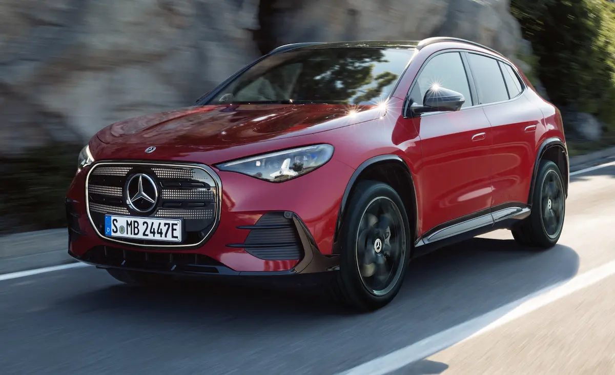 Yeni Mercedes GLA Ön Tasarım