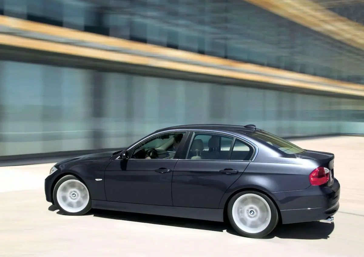 BMW 320i E90 fotoğraf 4
