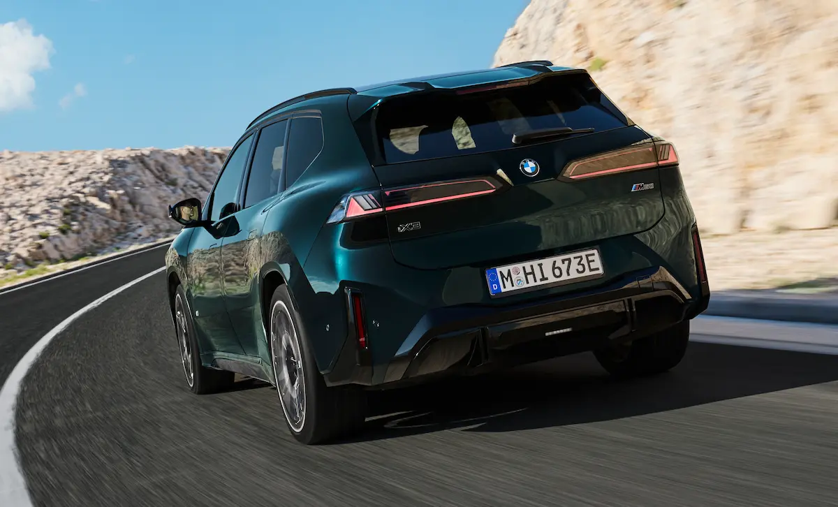 Yeni BMW iX3 M60