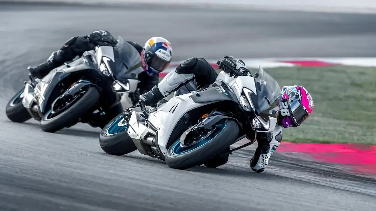 Yamaha R7'nin Yerini CFMOTO Alıyor